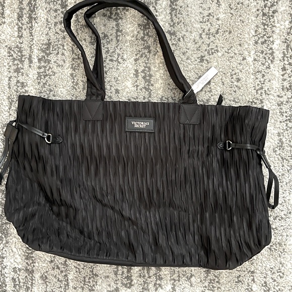 Purse - Picture 1 of 1